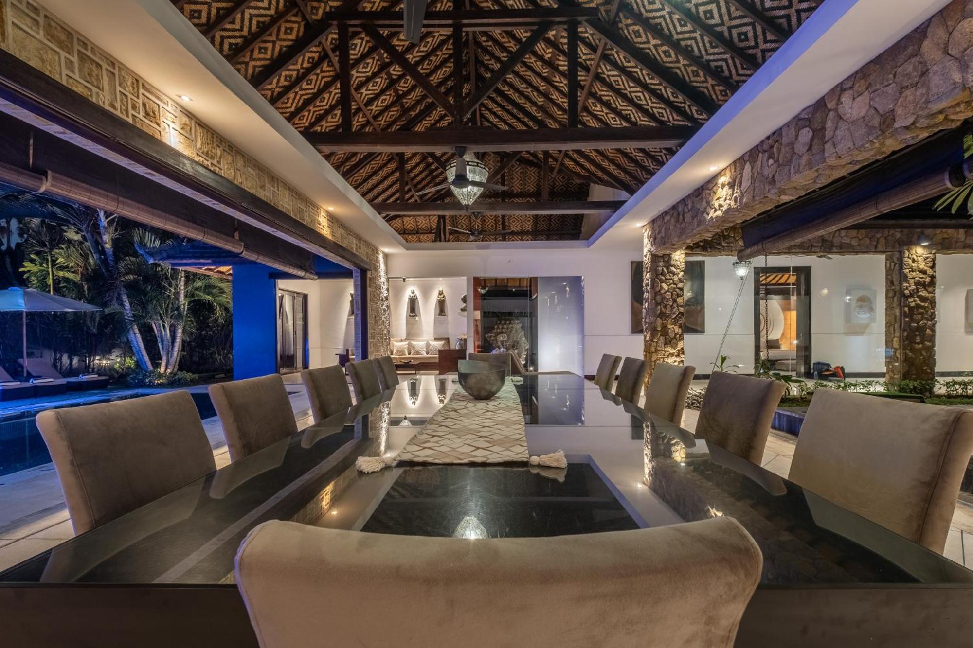 Villa Samudra Raya *